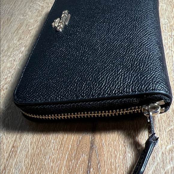 Coach Textured Black Zip Wallet - Picture 4 of 16
